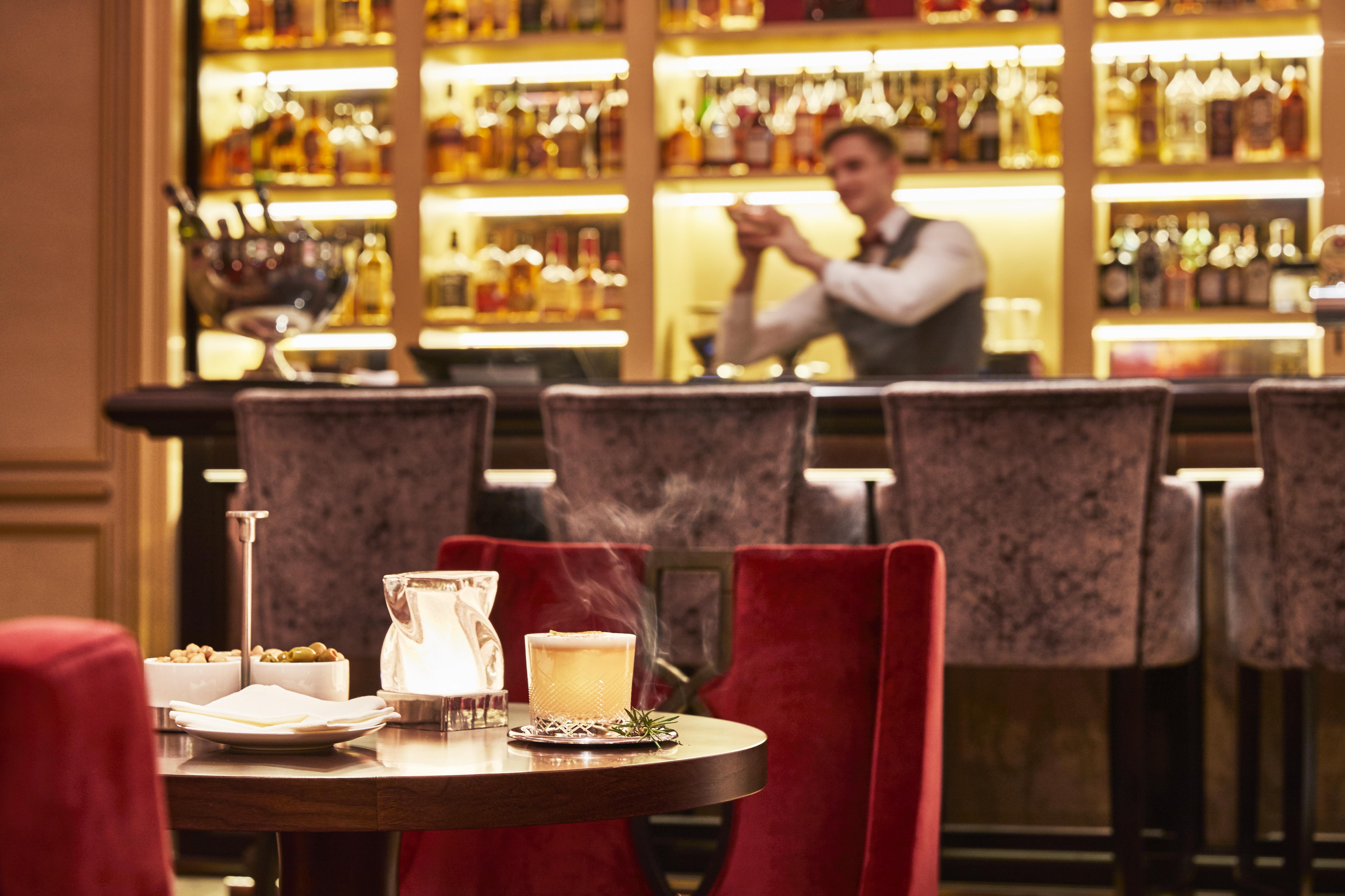 Grand Hotel Kempinski Riga Exterior photo The bar at the Connaught