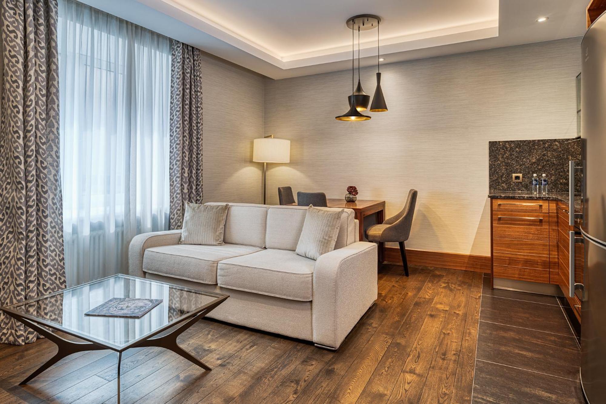 Grand Hotel Kempinski Riga Room photo Suite at the Hotel